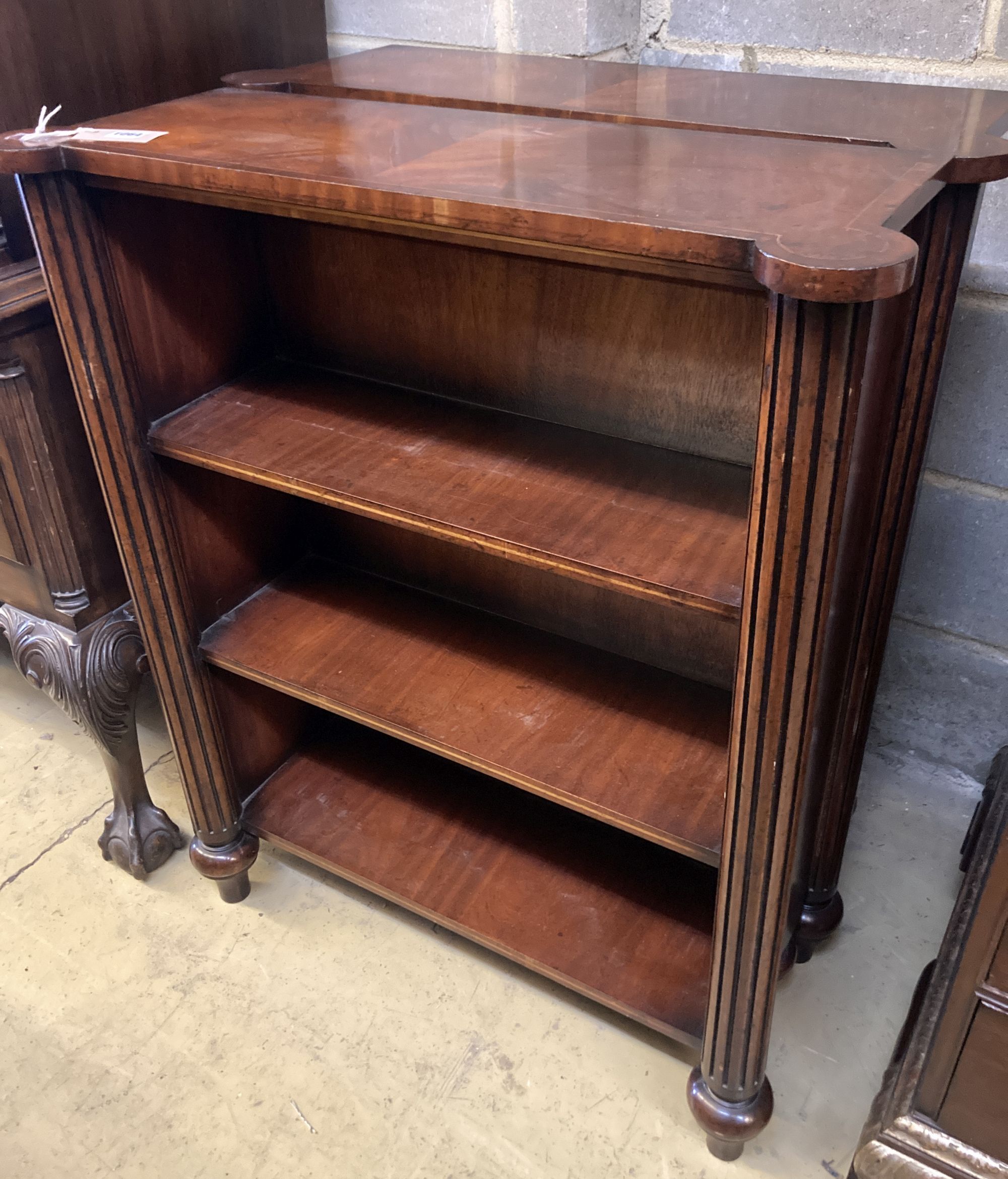 A pair of reproduction mahogany open bookcases, length 76cm, depth 28cm, height 92cm